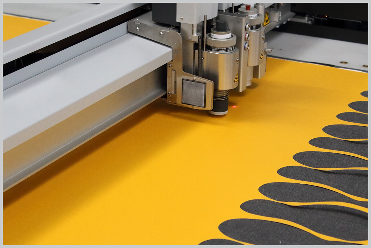 Toolless Die Cutting Machine Tape Manufacturing Service From Heskins Toolless Die Cutting Machine Tape Manufacturing Service From Heskins