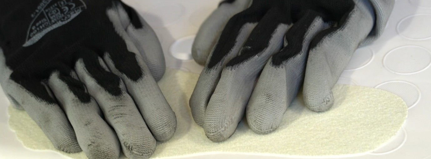 Application seam roller