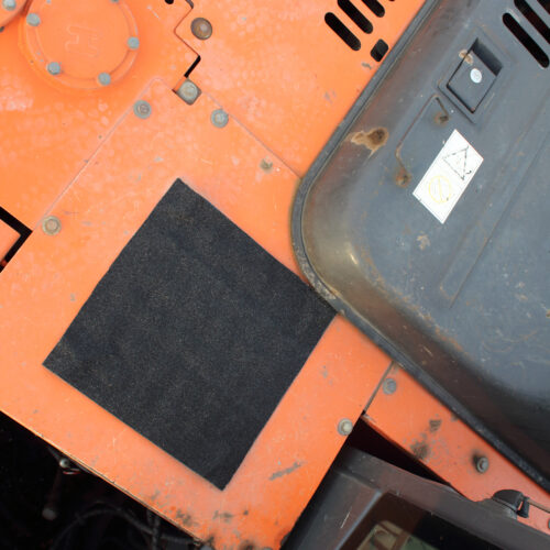 H3406-Black-Conformable-Safety-Grip-on-Digger-Steps-11-1.jpg