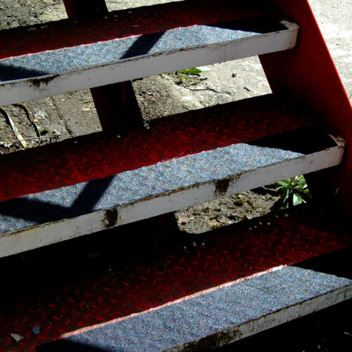 H3406N-Black-Conformable-Safety-Grip-100mm-Applied-to-Stairs-4.jpg