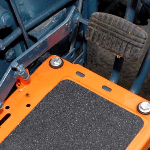 H3402N-Black-Coarse-Safety-Grip-Applied-to-Construction-Equipment-2.jpg